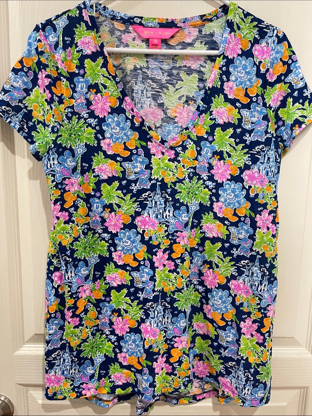 Lilly Pulitzer Disney Mickey & Minnie Mouse  Floral Etta V‑Neck Tee